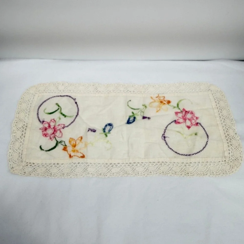 Vintage Hand Embroidered Small Table Runner Dresser Scarf Floral Lace **READ